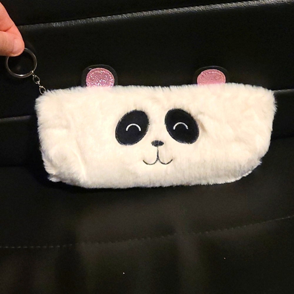 Panda pouch